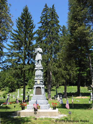 Civil War monument in the Tidioute Cemetery