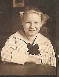 Row 1 Photo 3 from 1919 Ninth Street School 5th Grade Students Charleroi PA