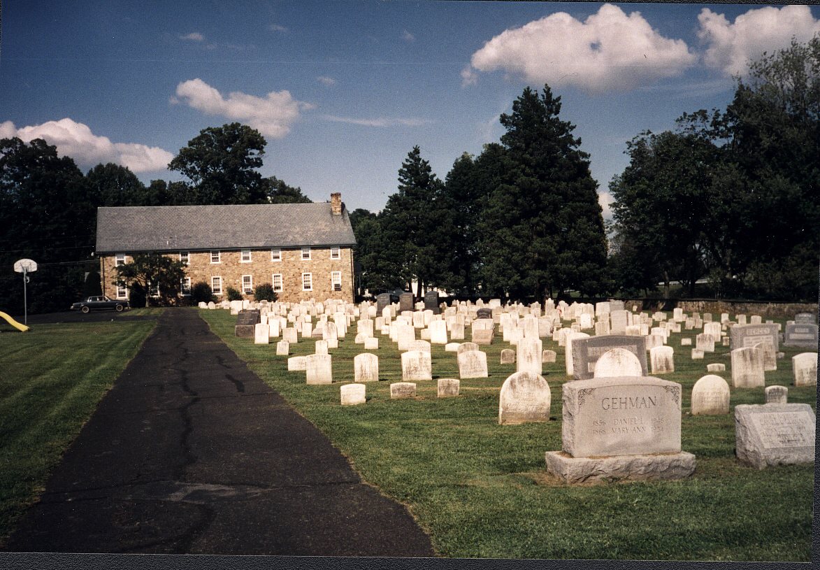 Mennonite Cemetery1.jpg (253907 bytes)