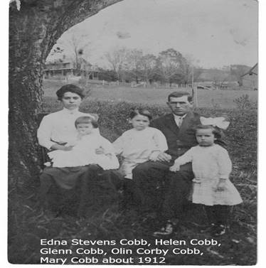 family of 5_fixed hartwick cobb.JPG