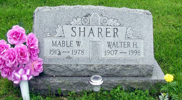 Walter and Mable Wootton Sharer.JPG