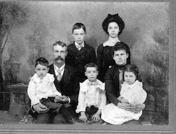 Ernest Smith family. Lena in back.jpg