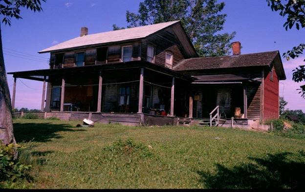 Uncle Olin's house, Laceville1950s.jpg