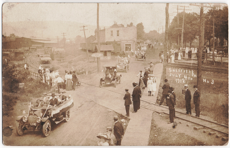 Postcard of street scene in Sheffield, dated July 4, 1912