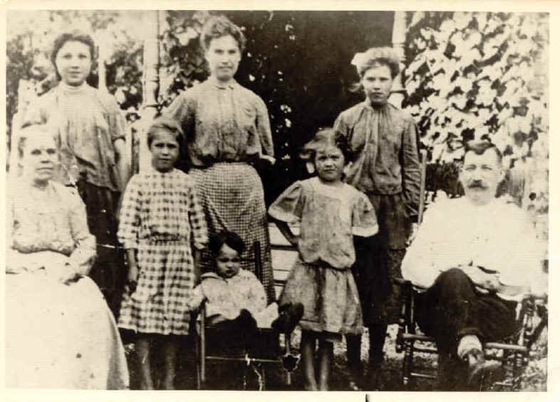 John and Ruth Ducker and family