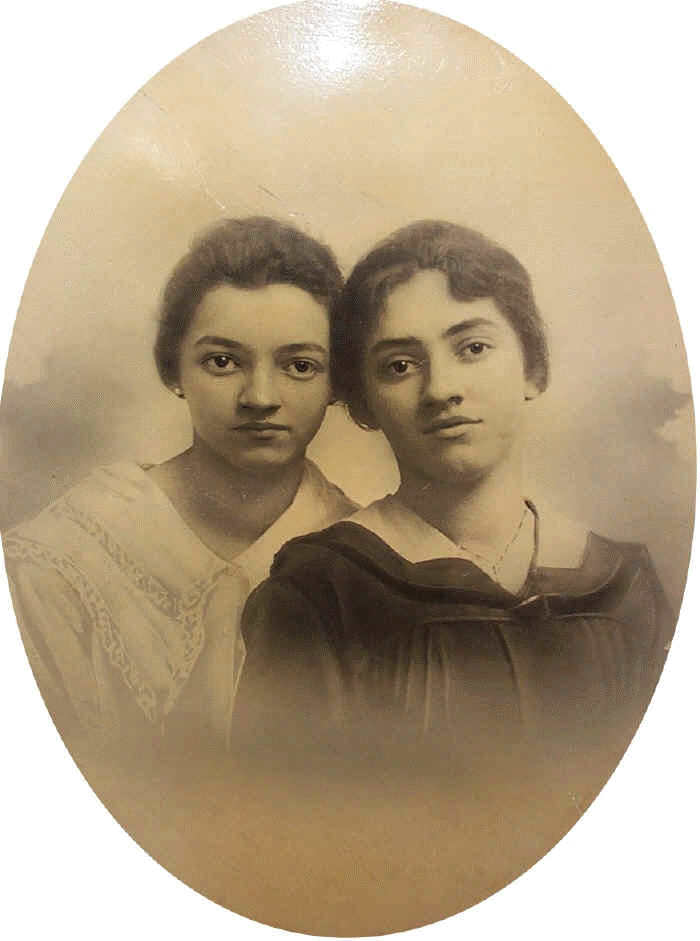 Emma Gollick McCusker and Bertha Gollick O'Neil