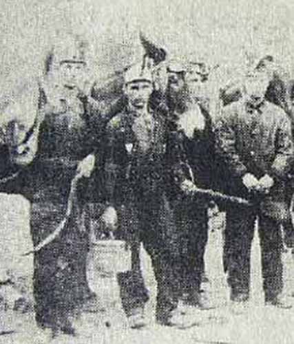 Mule drivers employed at Briar Hill mine, left